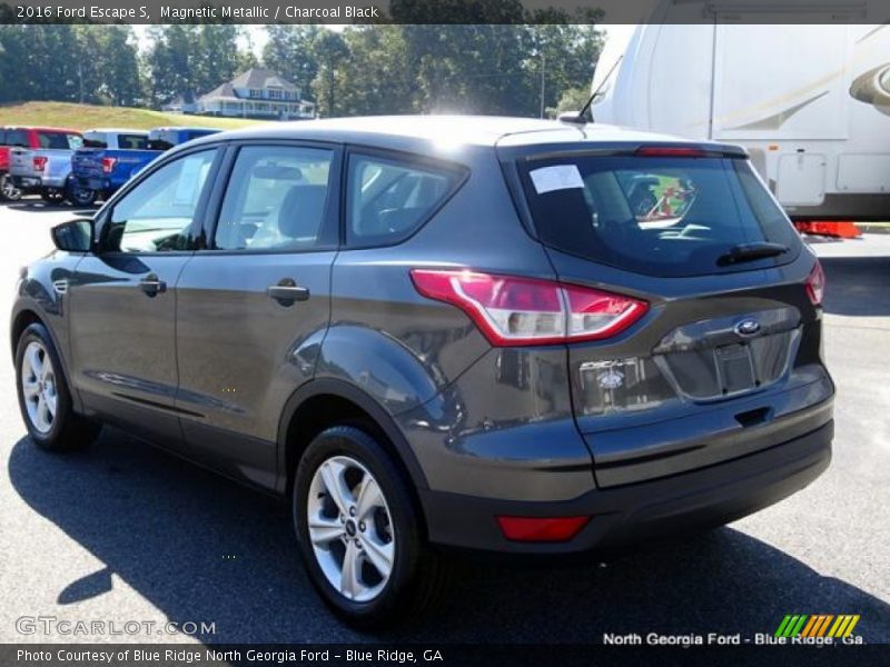 Magnetic Metallic / Charcoal Black 2016 Ford Escape S