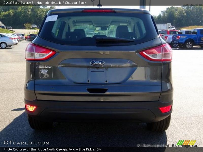 Magnetic Metallic / Charcoal Black 2016 Ford Escape S