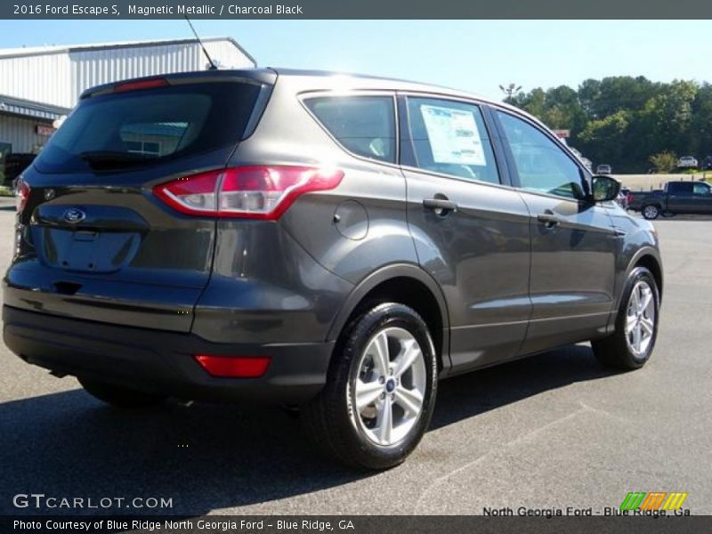 Magnetic Metallic / Charcoal Black 2016 Ford Escape S