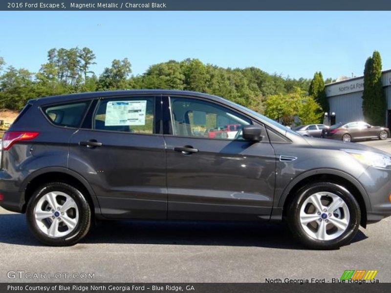 Magnetic Metallic / Charcoal Black 2016 Ford Escape S