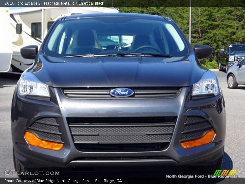 Magnetic Metallic / Charcoal Black 2016 Ford Escape S