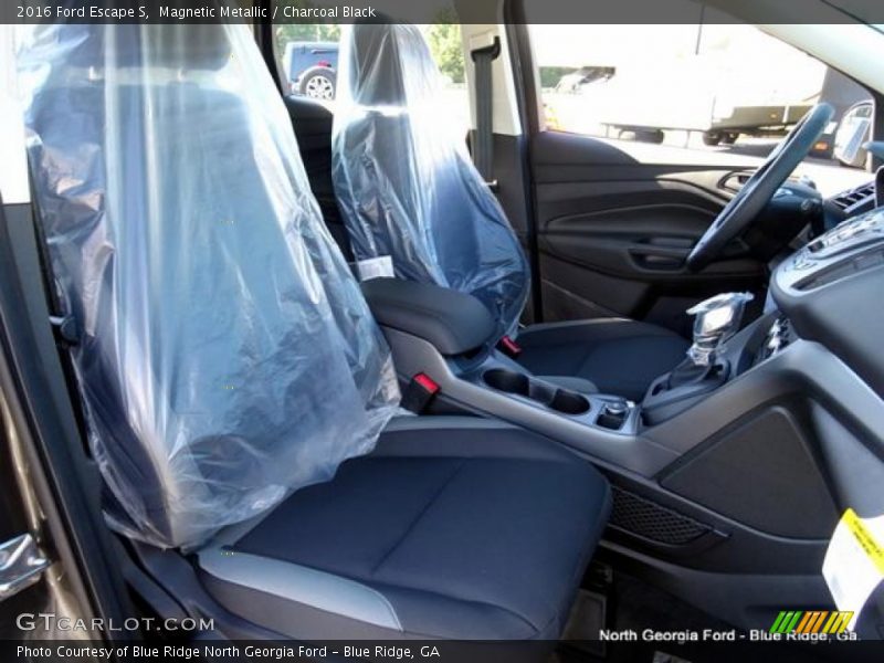 Magnetic Metallic / Charcoal Black 2016 Ford Escape S