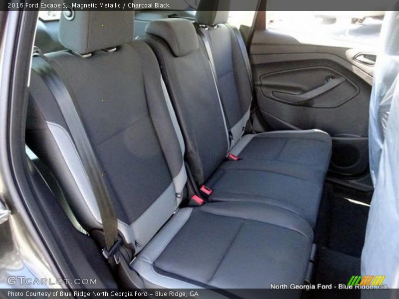 Magnetic Metallic / Charcoal Black 2016 Ford Escape S