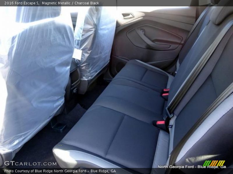Magnetic Metallic / Charcoal Black 2016 Ford Escape S