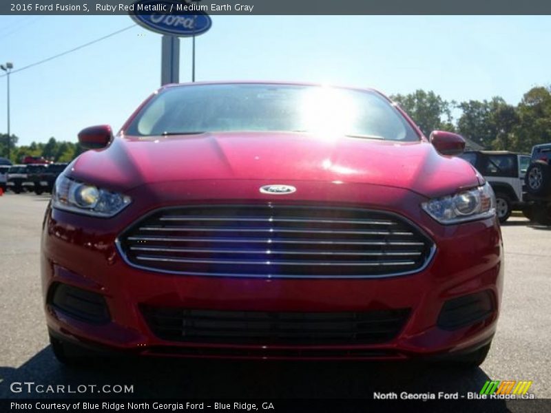 Ruby Red Metallic / Medium Earth Gray 2016 Ford Fusion S