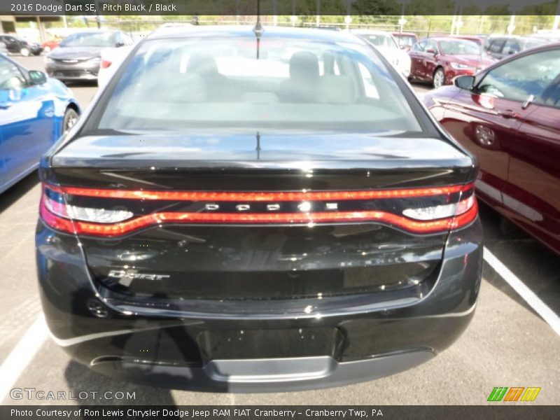 Pitch Black / Black 2016 Dodge Dart SE