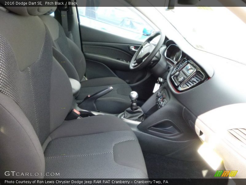 Pitch Black / Black 2016 Dodge Dart SE
