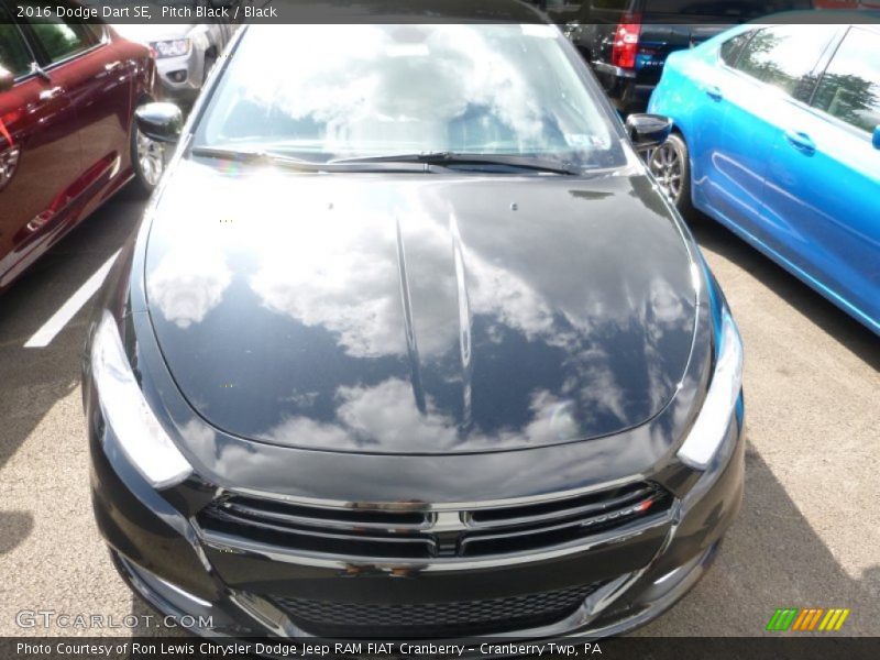 Pitch Black / Black 2016 Dodge Dart SE