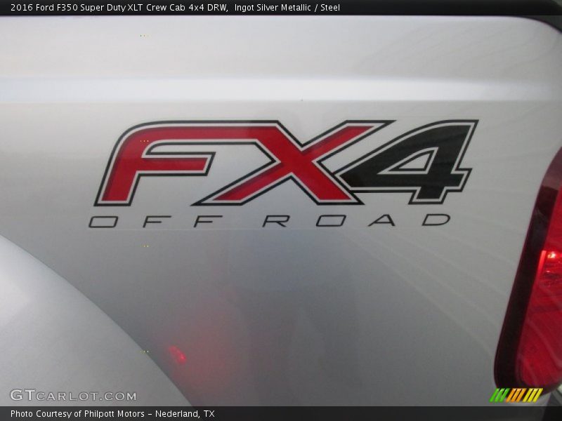 2016 F350 Super Duty XLT Crew Cab 4x4 DRW Logo