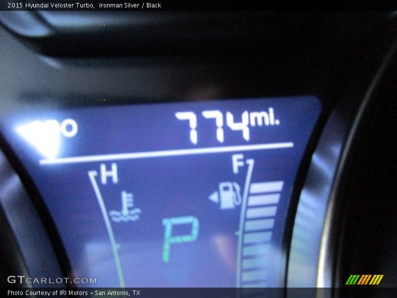 Ironman Silver / Black 2015 Hyundai Veloster Turbo