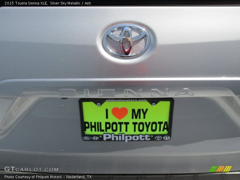 Silver Sky Metallic / Ash 2015 Toyota Sienna XLE