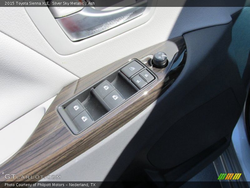 Silver Sky Metallic / Ash 2015 Toyota Sienna XLE