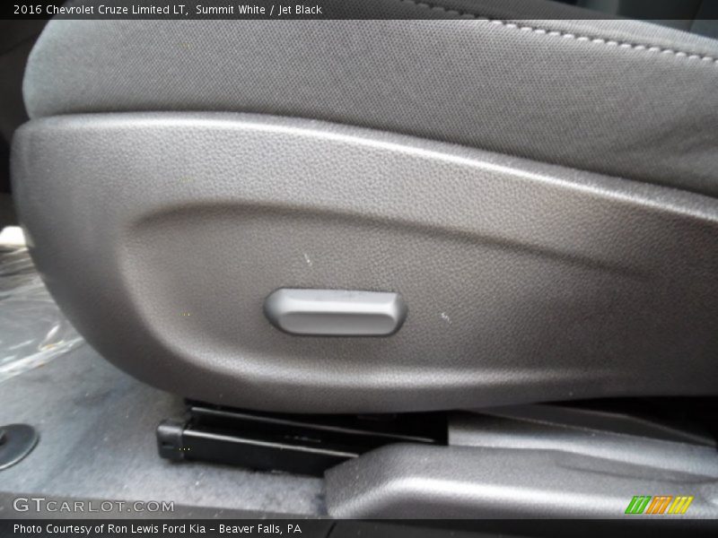 Summit White / Jet Black 2016 Chevrolet Cruze Limited LT