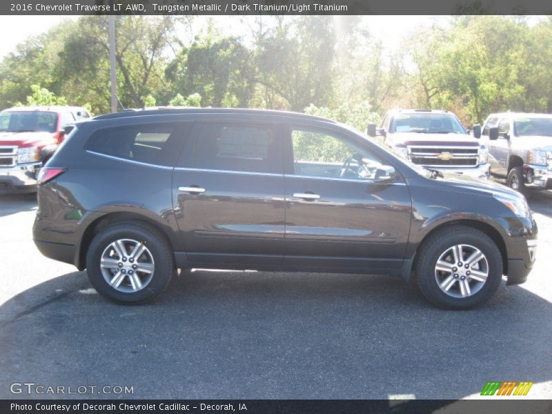 Tungsten Metallic / Dark Titanium/Light Titanium 2016 Chevrolet Traverse LT AWD