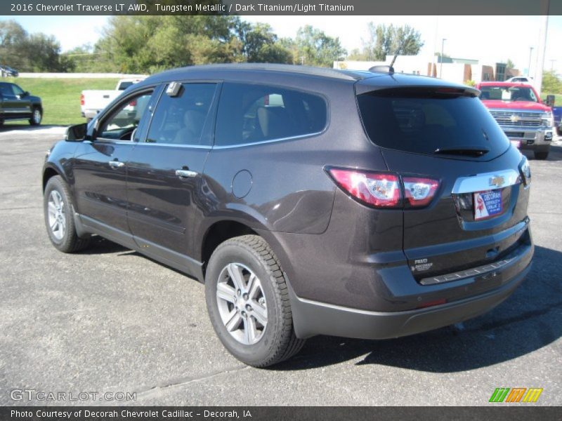 Tungsten Metallic / Dark Titanium/Light Titanium 2016 Chevrolet Traverse LT AWD