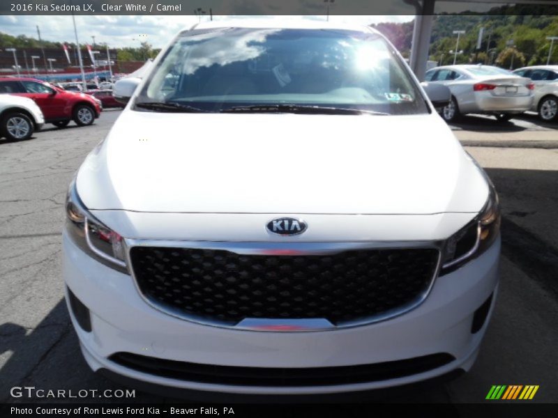 Clear White / Camel 2016 Kia Sedona LX