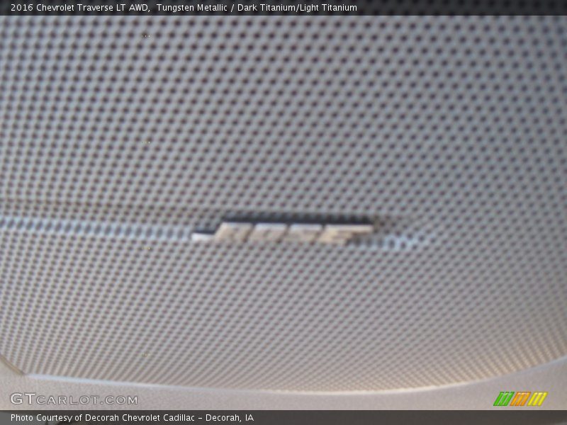 Tungsten Metallic / Dark Titanium/Light Titanium 2016 Chevrolet Traverse LT AWD