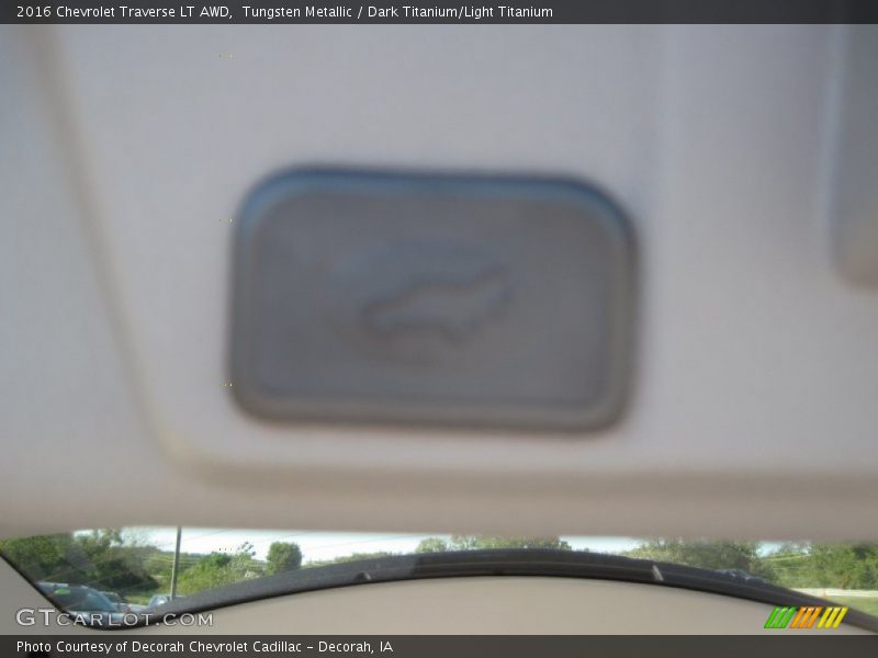 Tungsten Metallic / Dark Titanium/Light Titanium 2016 Chevrolet Traverse LT AWD