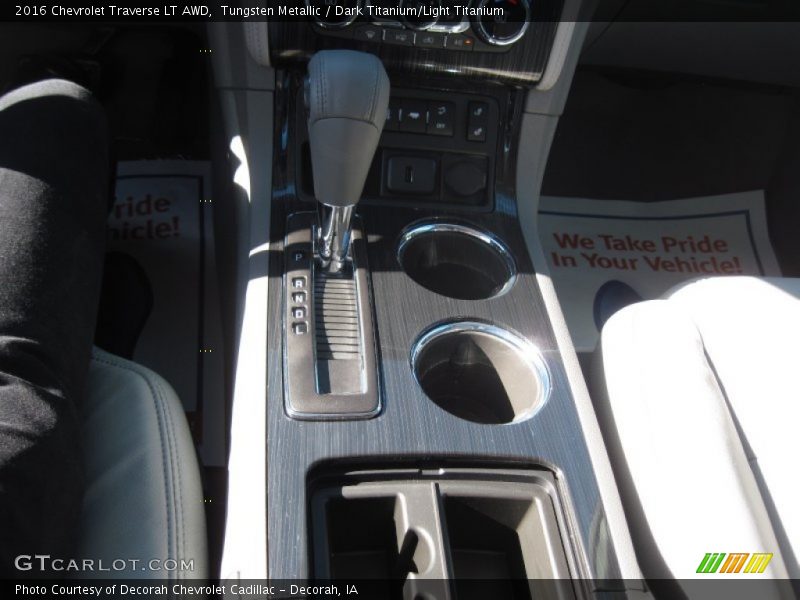 Tungsten Metallic / Dark Titanium/Light Titanium 2016 Chevrolet Traverse LT AWD