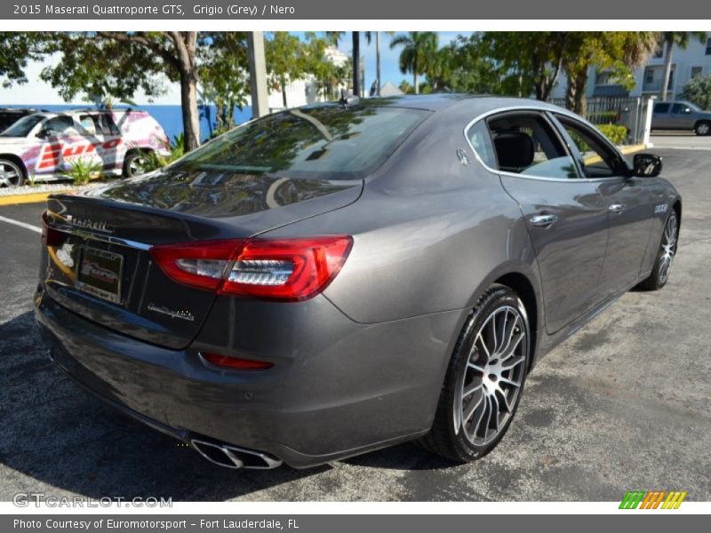 Grigio (Grey) / Nero 2015 Maserati Quattroporte GTS