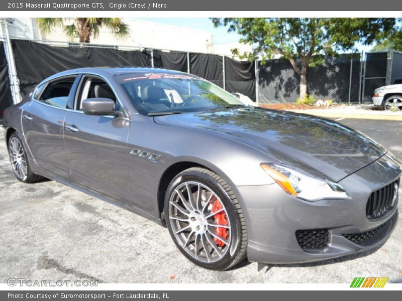 Front 3/4 View of 2015 Quattroporte GTS