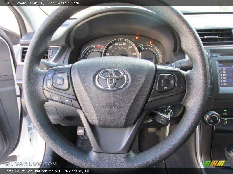 Super White / Black 2015 Toyota Camry LE