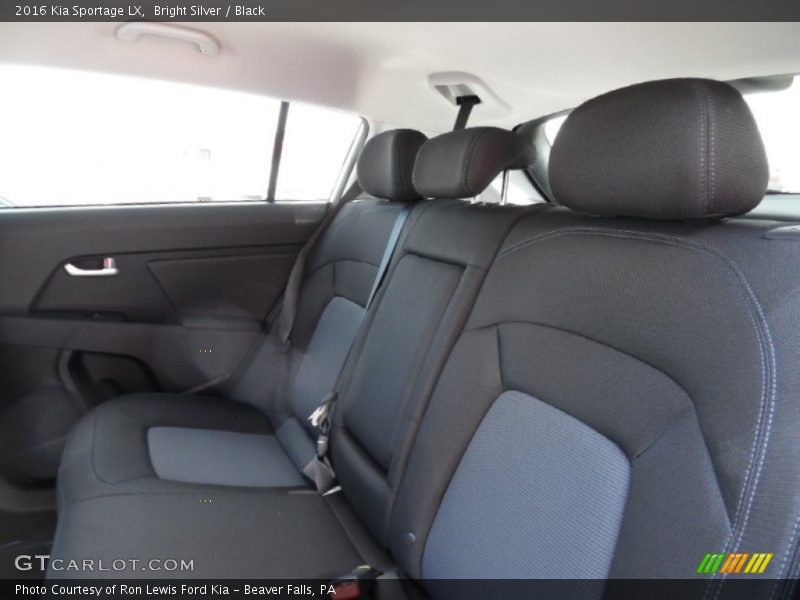 Rear Seat of 2016 Sportage LX