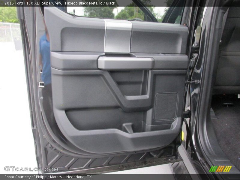 Tuxedo Black Metallic / Black 2015 Ford F150 XLT SuperCrew