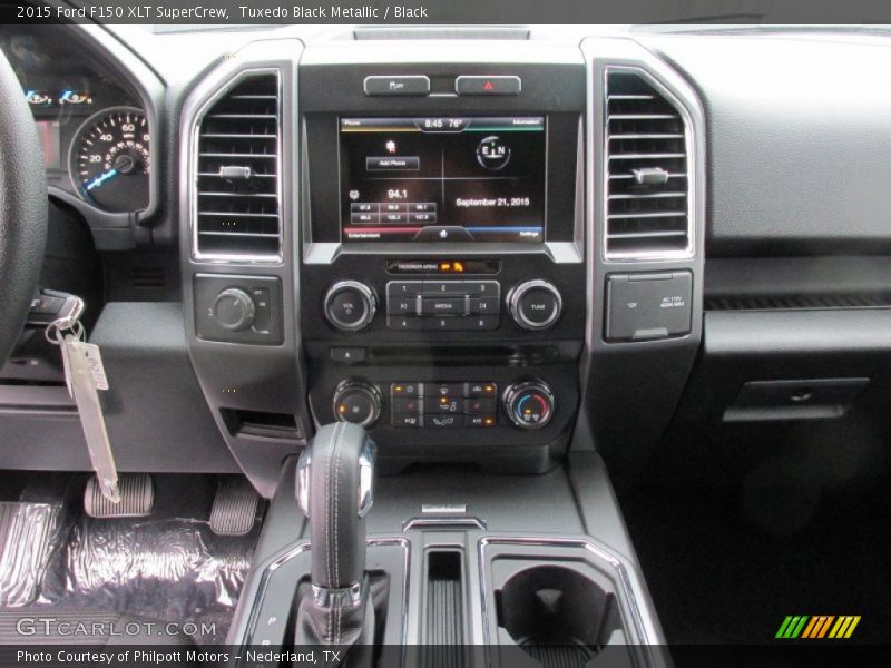 Tuxedo Black Metallic / Black 2015 Ford F150 XLT SuperCrew