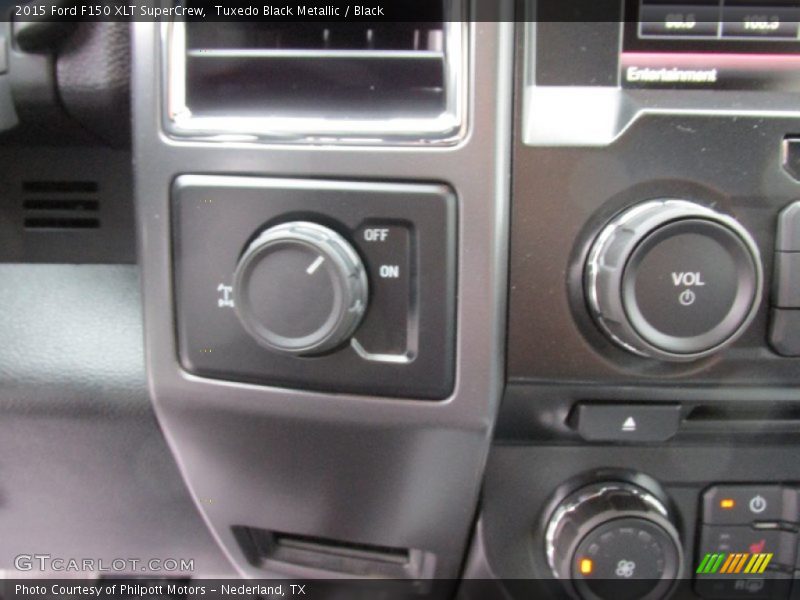Tuxedo Black Metallic / Black 2015 Ford F150 XLT SuperCrew