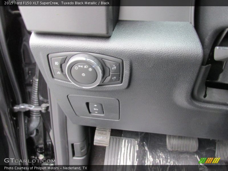 Tuxedo Black Metallic / Black 2015 Ford F150 XLT SuperCrew