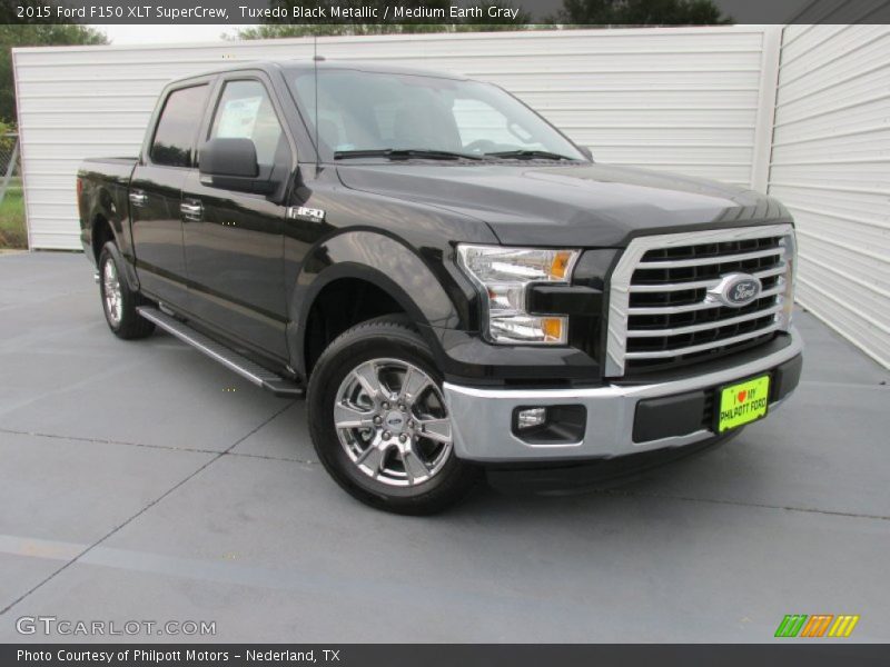 Tuxedo Black Metallic / Medium Earth Gray 2015 Ford F150 XLT SuperCrew