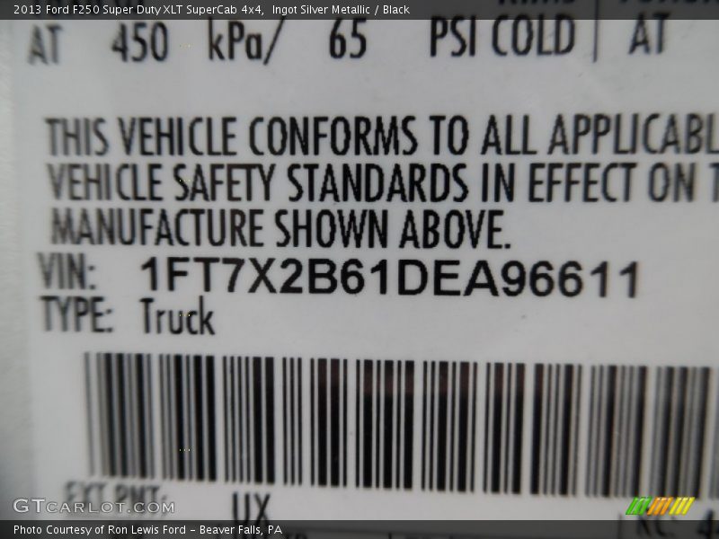 Ingot Silver Metallic / Black 2013 Ford F250 Super Duty XLT SuperCab 4x4