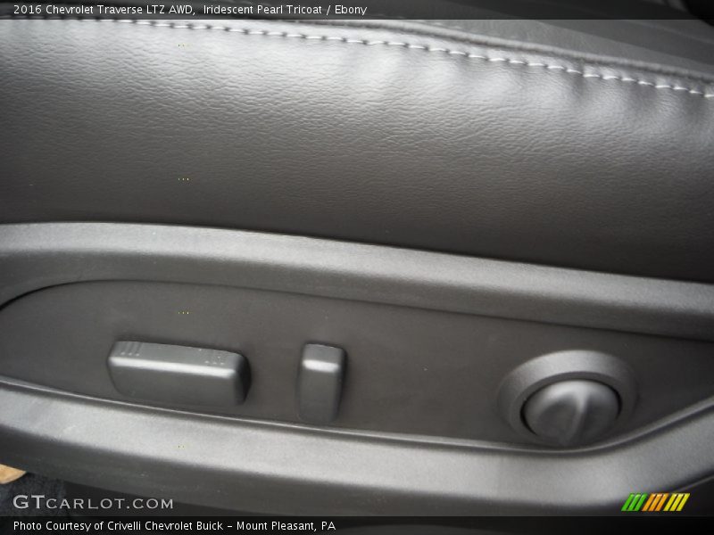 Iridescent Pearl Tricoat / Ebony 2016 Chevrolet Traverse LTZ AWD