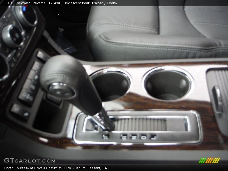 Iridescent Pearl Tricoat / Ebony 2016 Chevrolet Traverse LTZ AWD