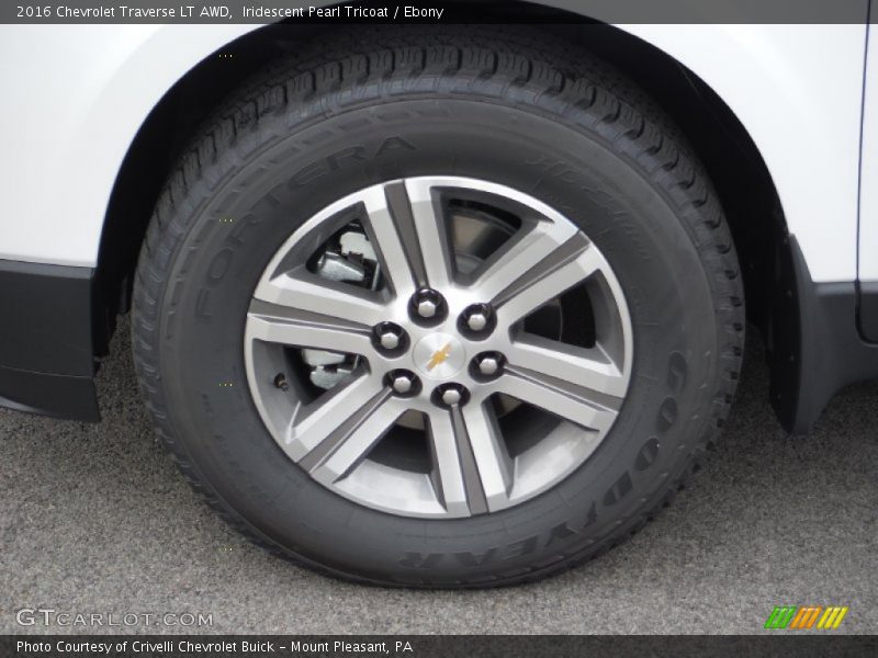 Iridescent Pearl Tricoat / Ebony 2016 Chevrolet Traverse LT AWD