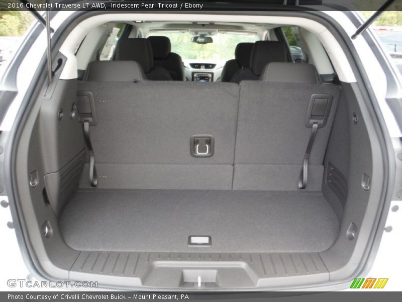 Iridescent Pearl Tricoat / Ebony 2016 Chevrolet Traverse LT AWD