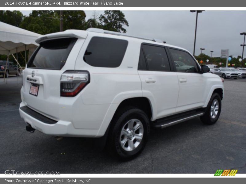 Blizzard White Pearl / Sand Beige 2014 Toyota 4Runner SR5 4x4