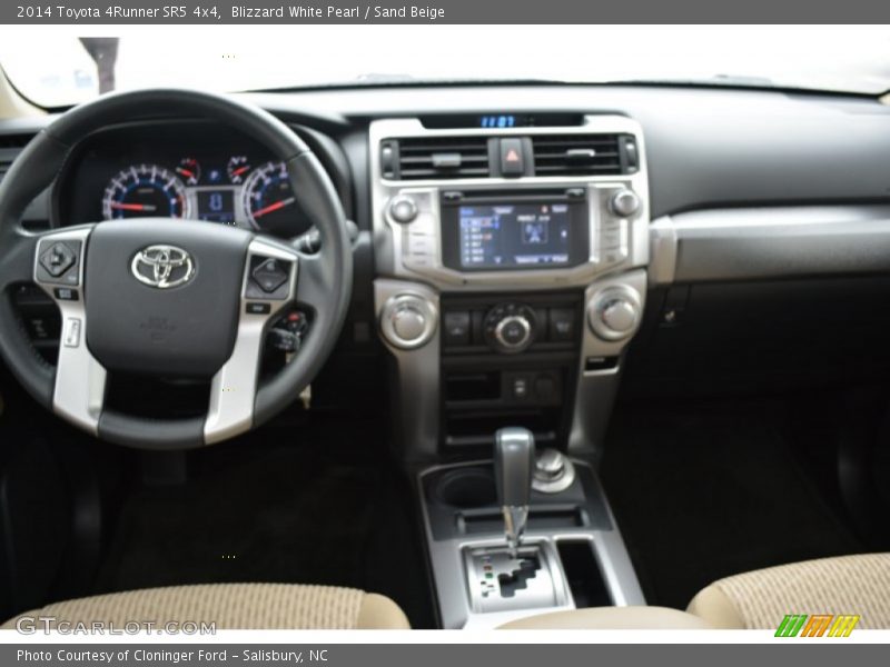 Blizzard White Pearl / Sand Beige 2014 Toyota 4Runner SR5 4x4