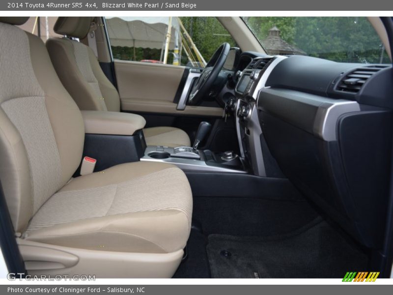 Blizzard White Pearl / Sand Beige 2014 Toyota 4Runner SR5 4x4