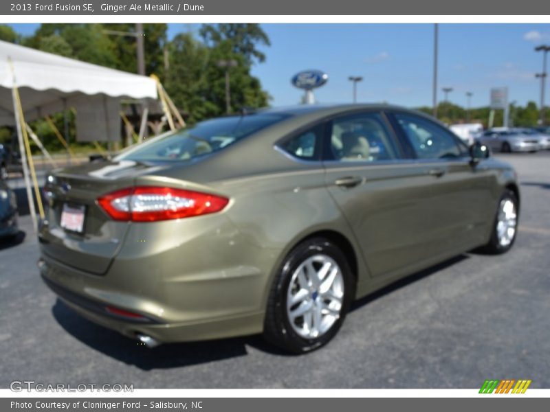 Ginger Ale Metallic / Dune 2013 Ford Fusion SE