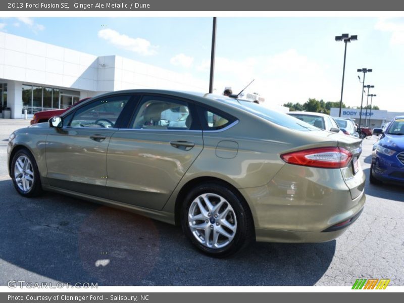 Ginger Ale Metallic / Dune 2013 Ford Fusion SE