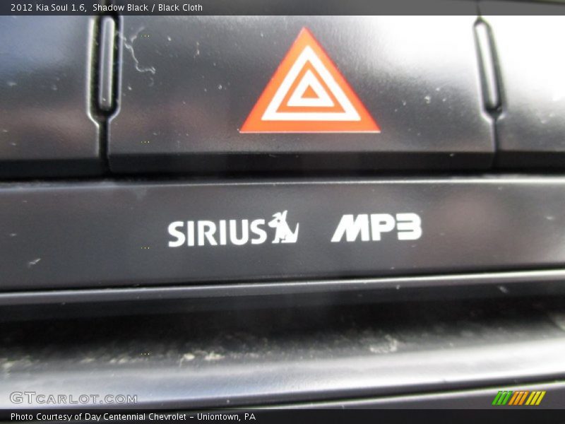 Shadow Black / Black Cloth 2012 Kia Soul 1.6