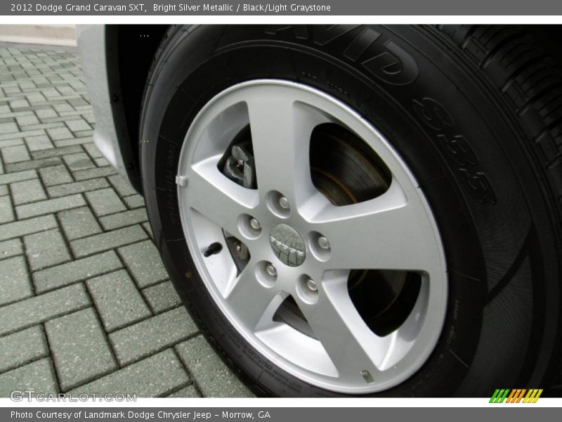Bright Silver Metallic / Black/Light Graystone 2012 Dodge Grand Caravan SXT