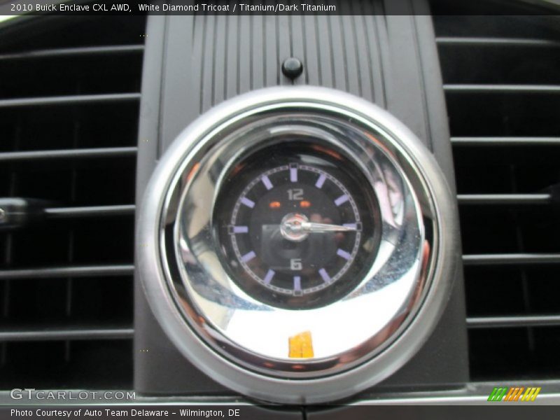 White Diamond Tricoat / Titanium/Dark Titanium 2010 Buick Enclave CXL AWD