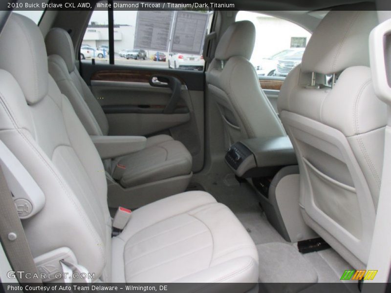 White Diamond Tricoat / Titanium/Dark Titanium 2010 Buick Enclave CXL AWD