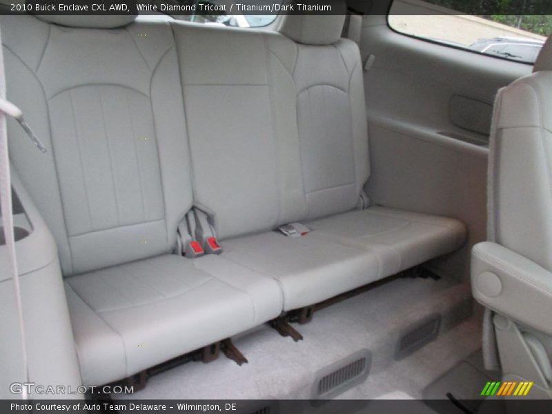 White Diamond Tricoat / Titanium/Dark Titanium 2010 Buick Enclave CXL AWD