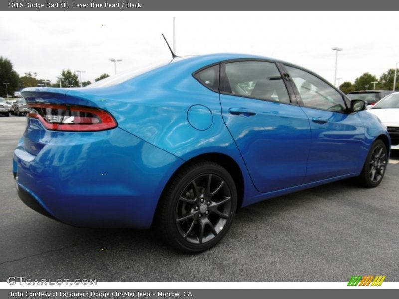 Laser Blue Pearl / Black 2016 Dodge Dart SE