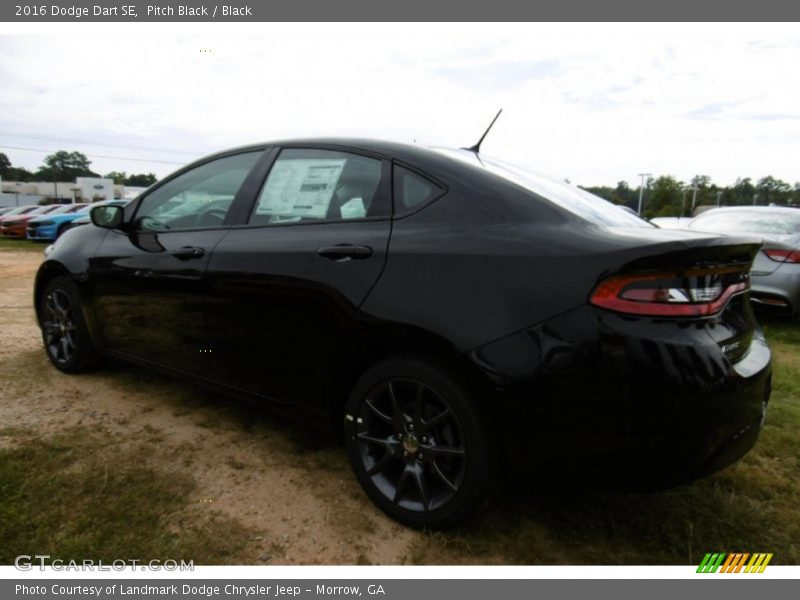 Pitch Black / Black 2016 Dodge Dart SE