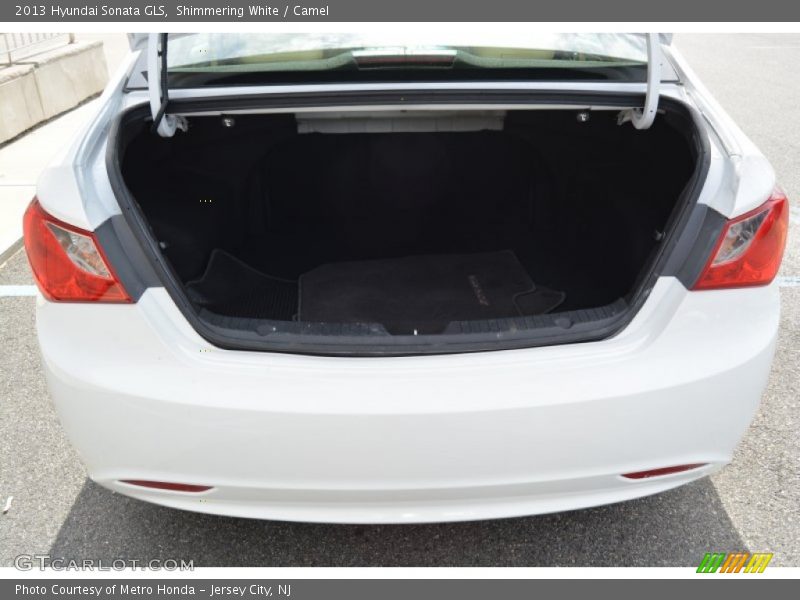 Shimmering White / Camel 2013 Hyundai Sonata GLS